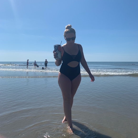 Meet your Posher, Hannah - Picture 10 of 16